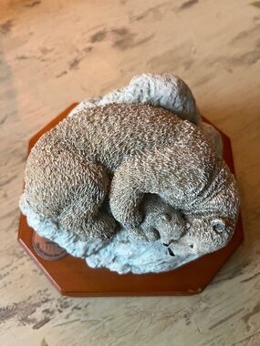 San Francisco Music Box Company Nat Geo Polar Bear music box